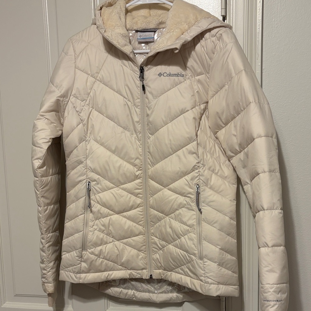 Columbia Women's Off-White Ski Jacket